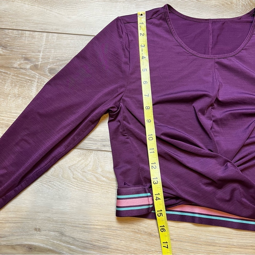 Fabletics Eco-Conscious Front Twist Long Sleeve Crop Top. Size Small. EU… - Picture 12 of 12
